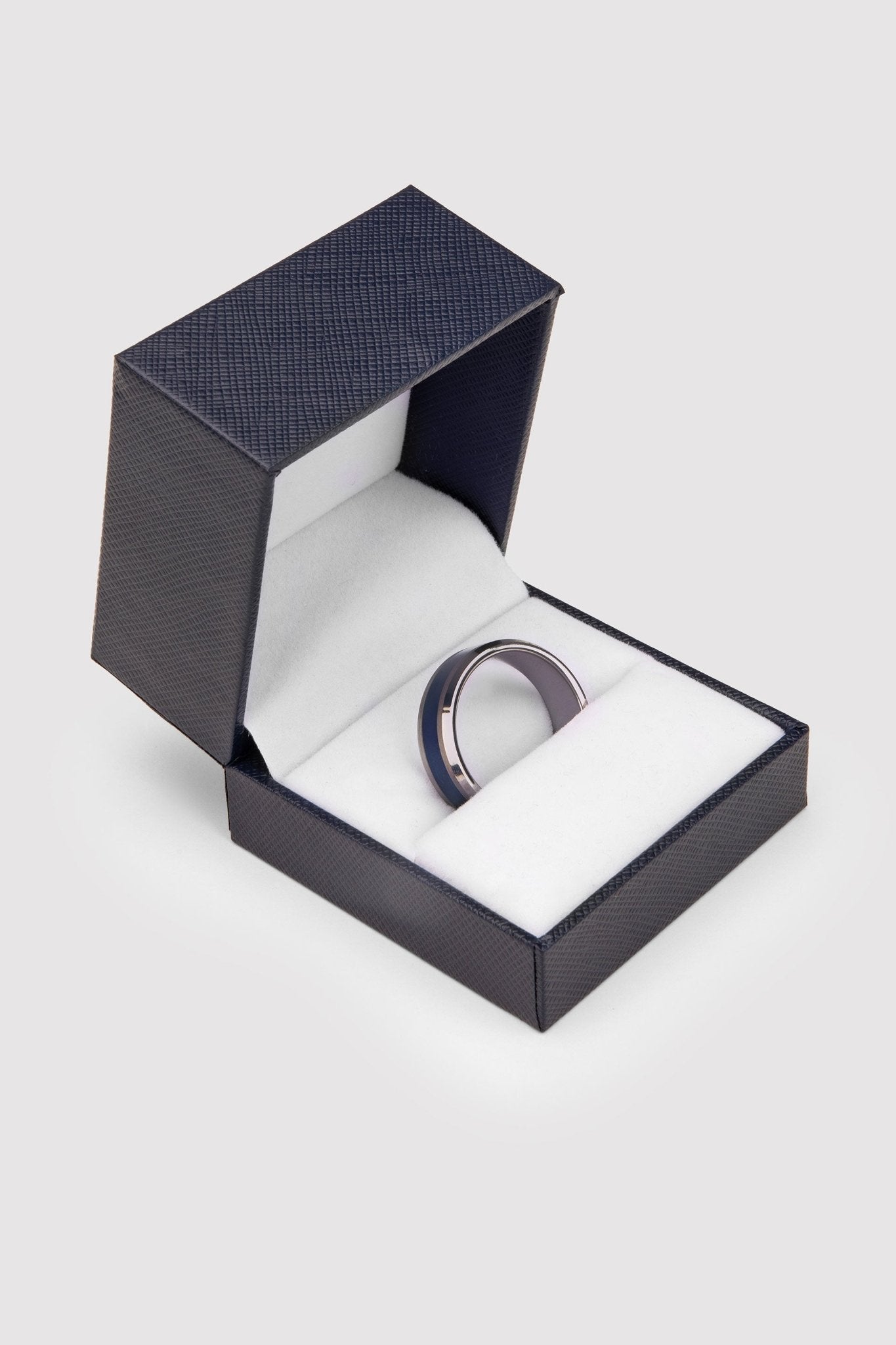 Eternal discovery ring - Saviero De Silva