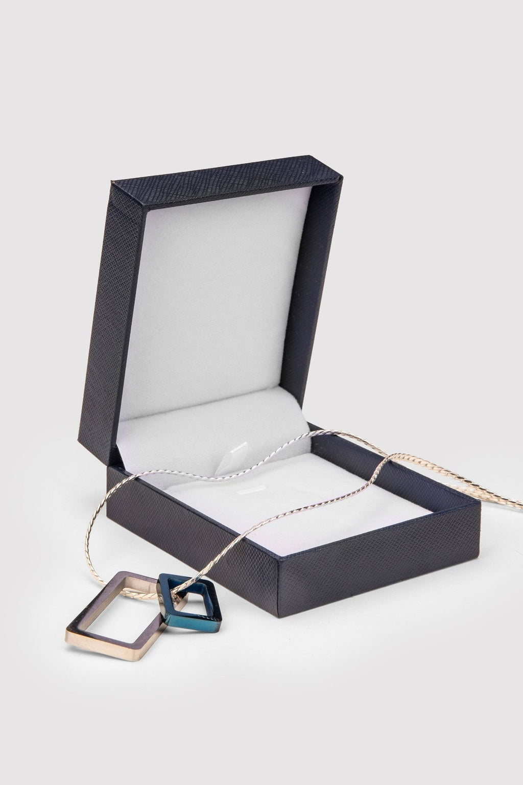 From within pendant - Saviero De Silva